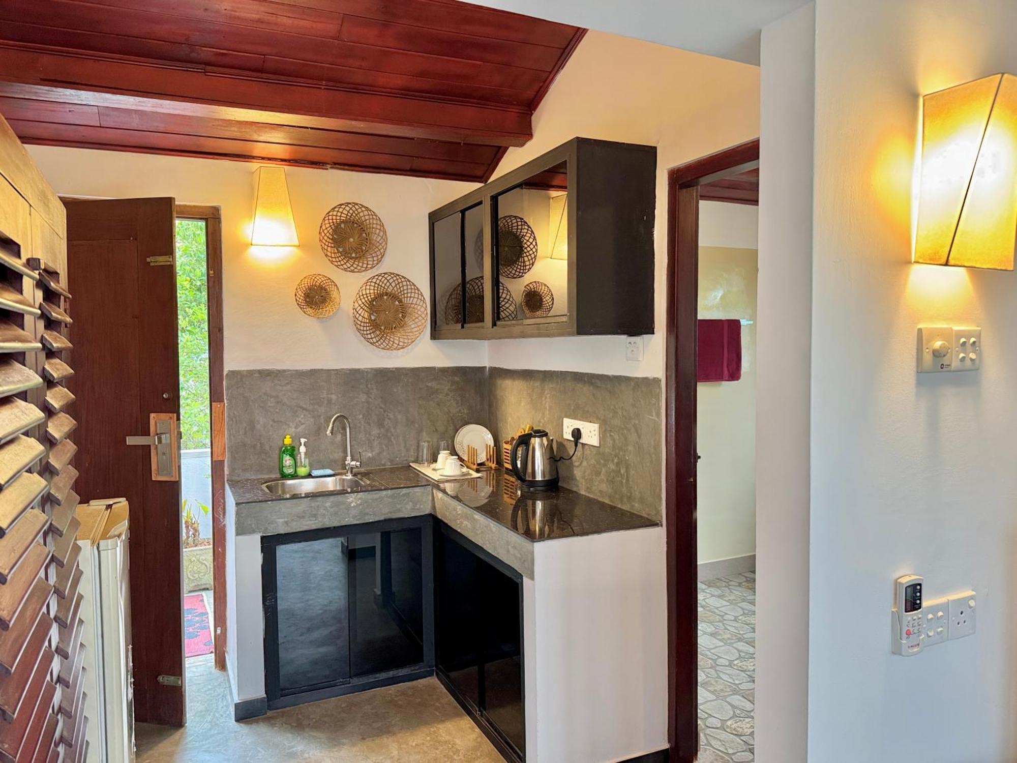 Swastha Ayurveda Villa ヒッカドゥワ エクステリア 写真