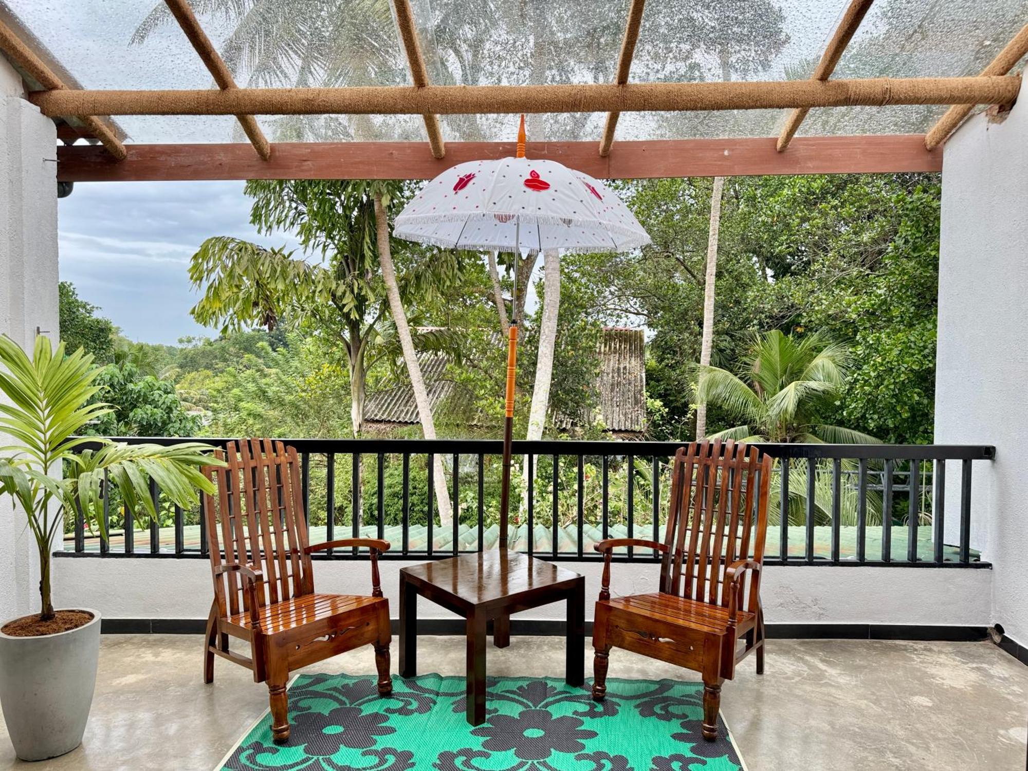 Swastha Ayurveda Villa ヒッカドゥワ エクステリア 写真