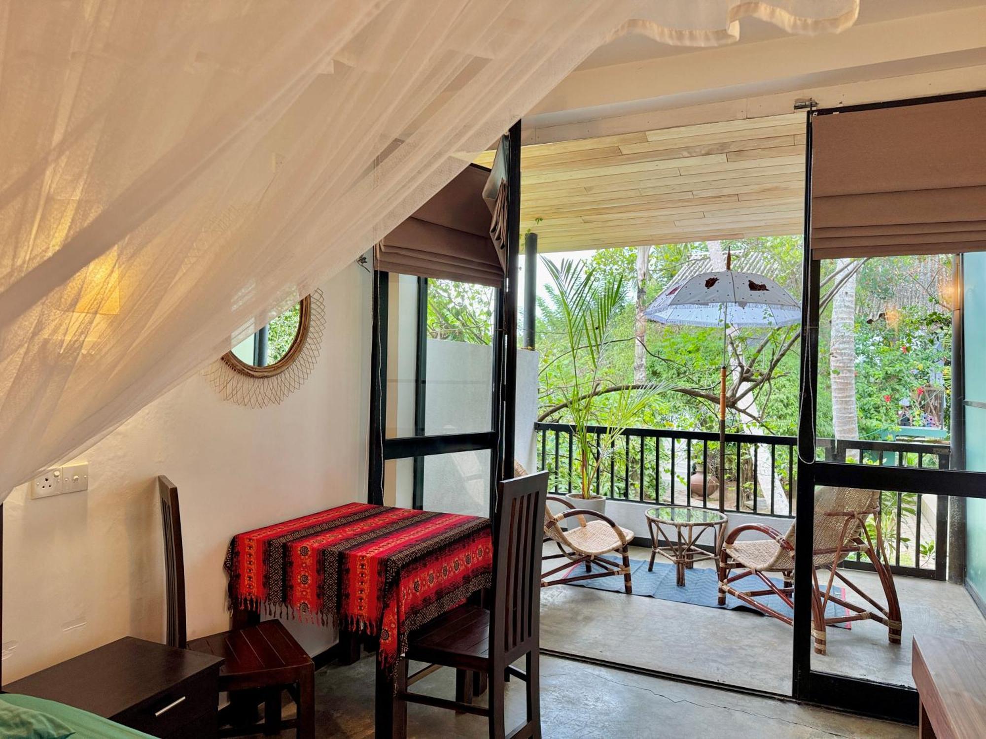 Swastha Ayurveda Villa ヒッカドゥワ エクステリア 写真